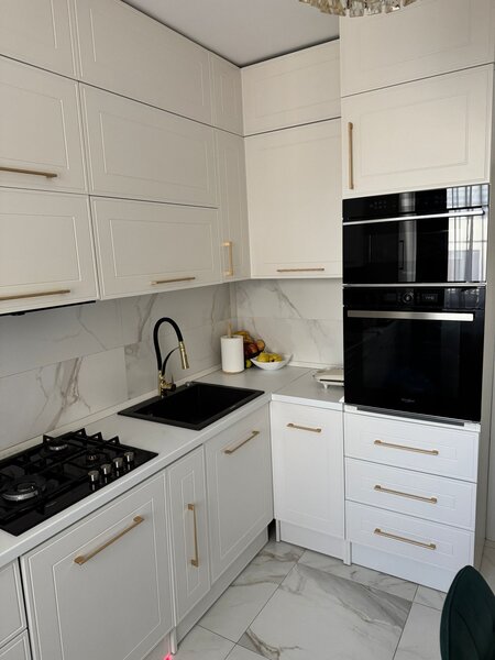 Complex Solar Metalurgiei, apartament cu 3 camere + 2 locuri de parcare .